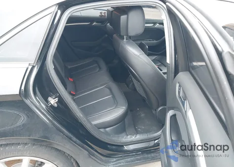 2015 Audi A3 2.0T Premium z USA, uszkodzony, nr VIN WAUEFGFF8F1135493